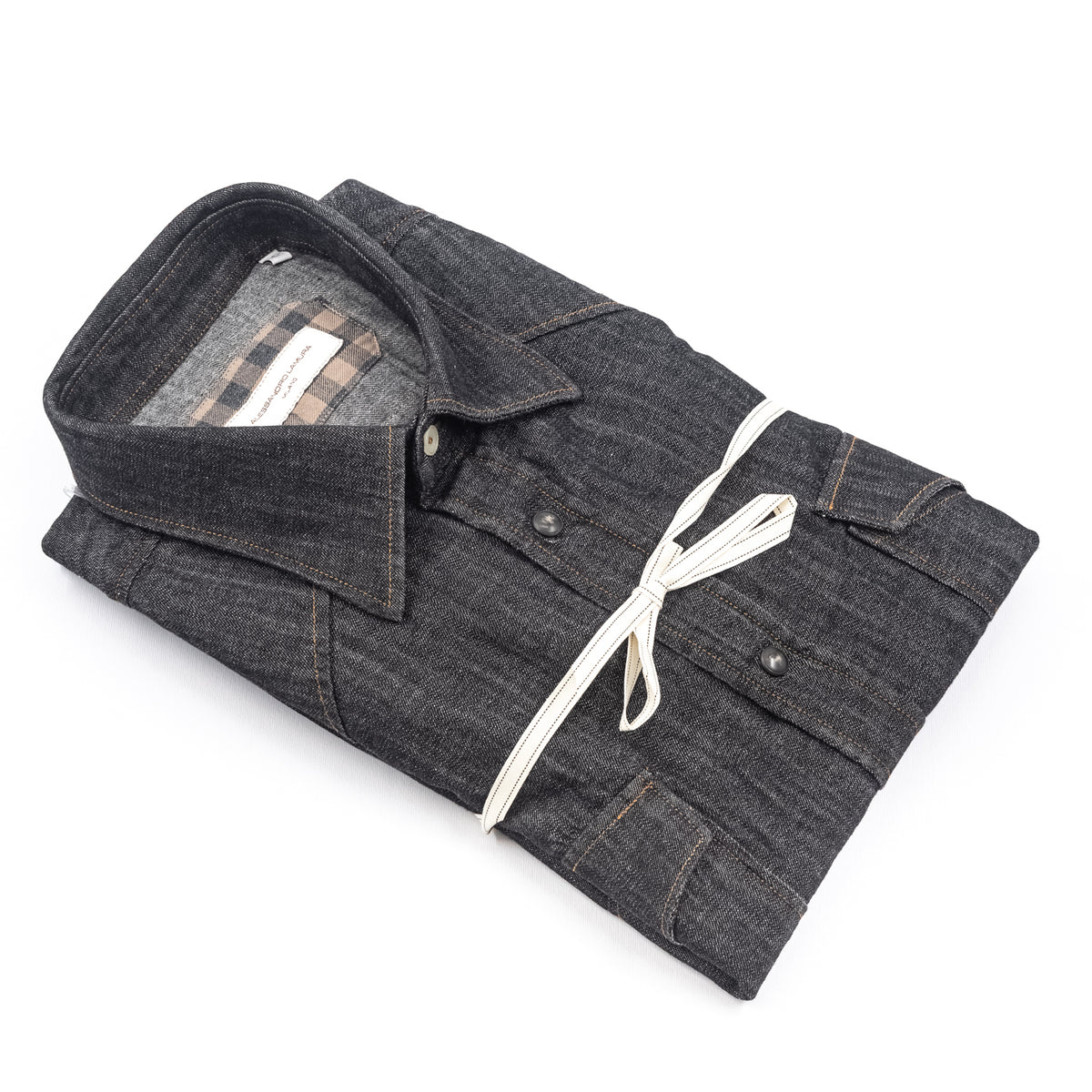 Camicia Denim Nero con Dettagli a Contrasto