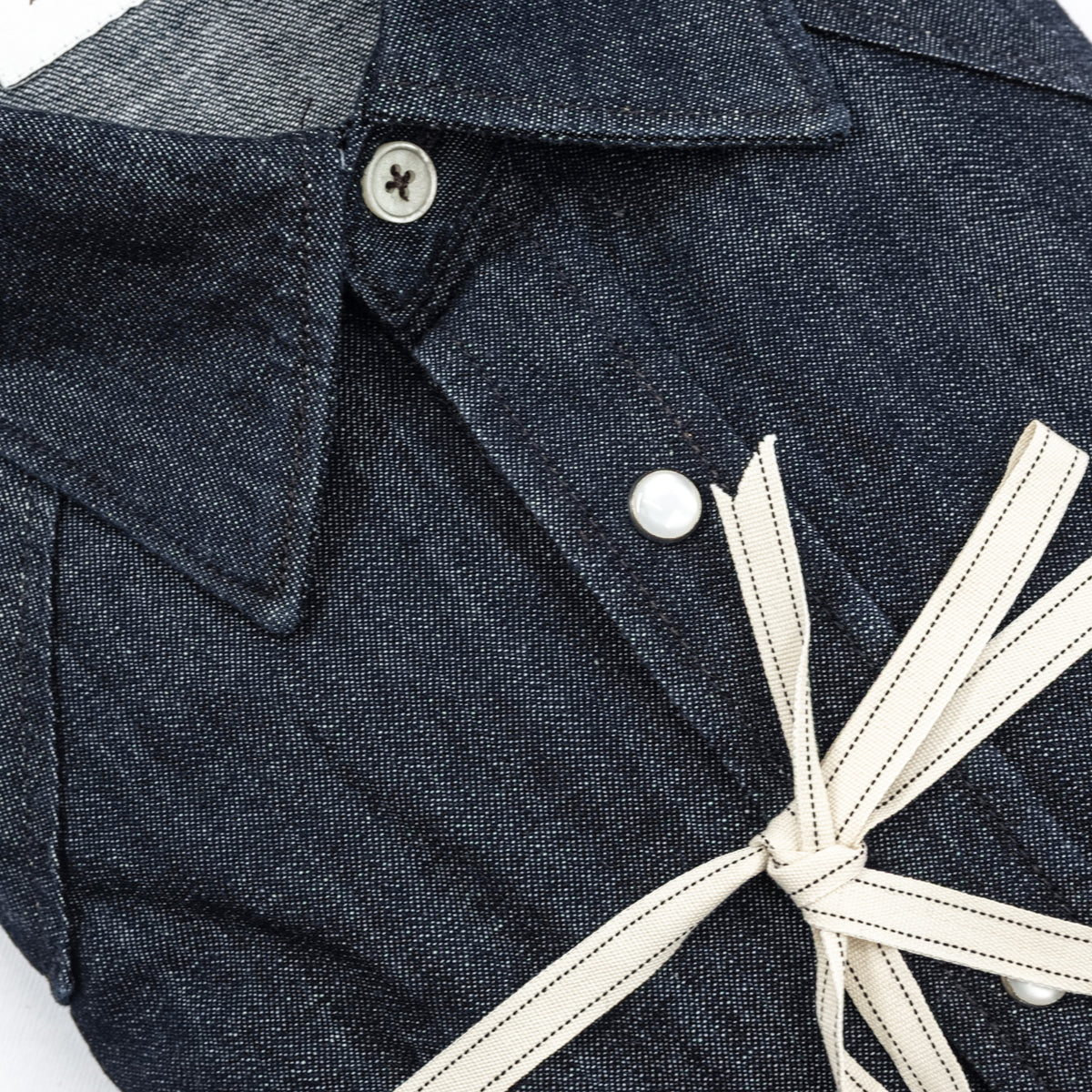 Camicia in Denim Blu Scuro con Bottoni a Pressione