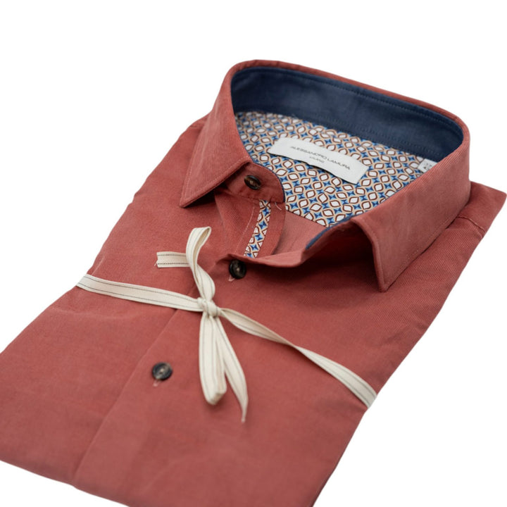 Camicia in Velluto Millerighe Verde Oliva Con Dettagli Interni Geometrici