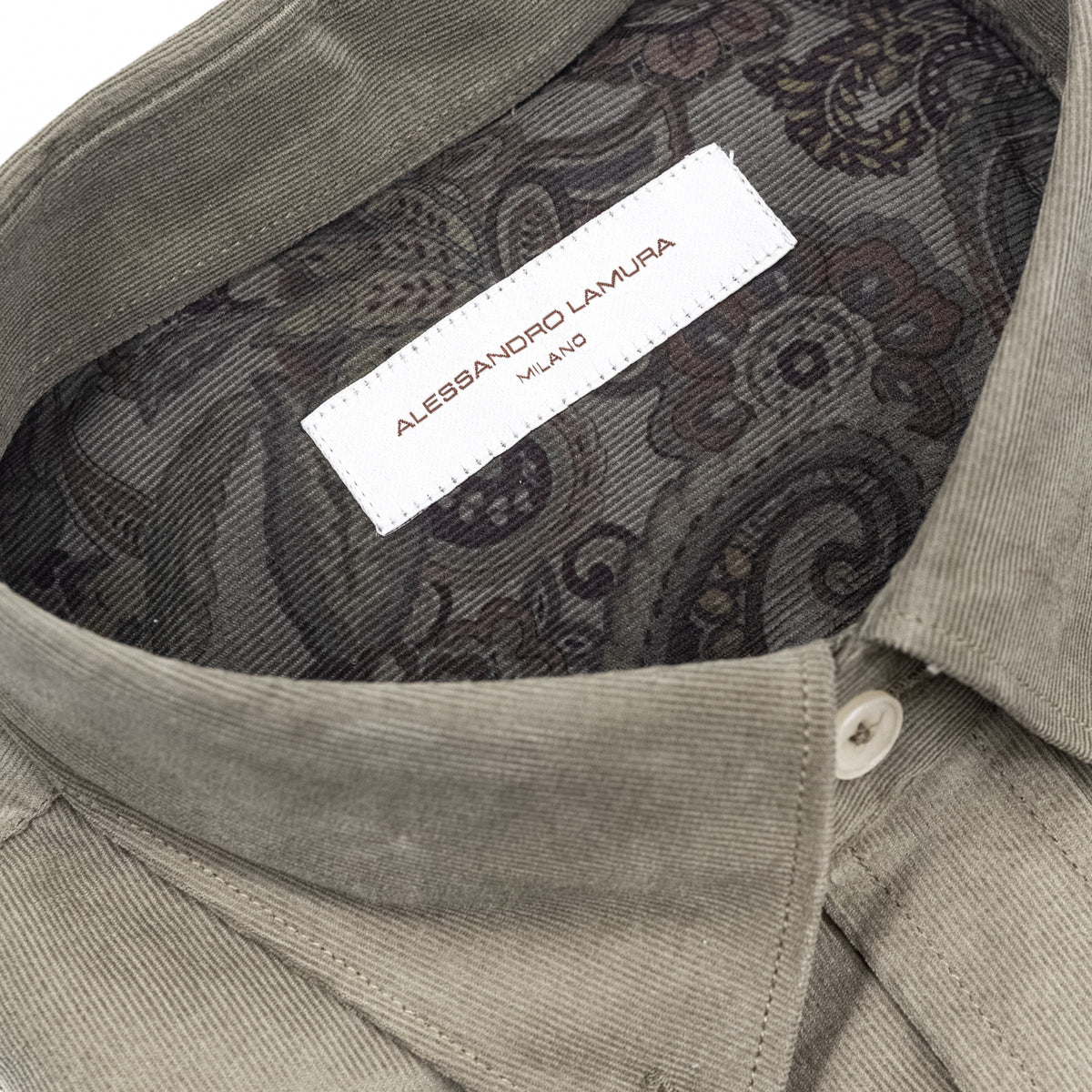 Camicia in Velluto a Costine Verde Oliva Button Down
