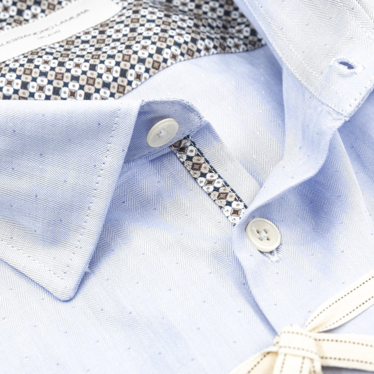 Camicia Azzurro Chiaro con Microfantasia a Pois