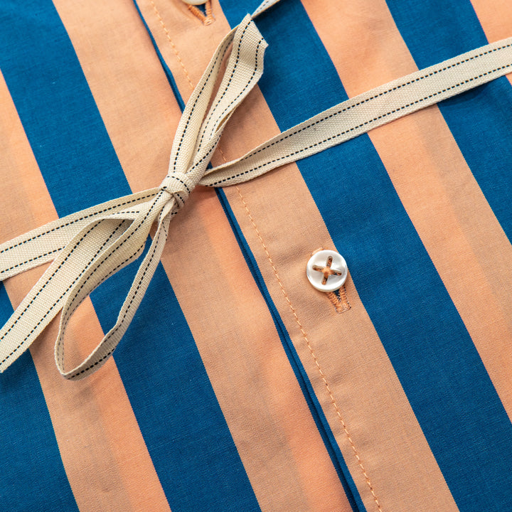 Camicia a Righe Blu e Pesca con Collo Coreano