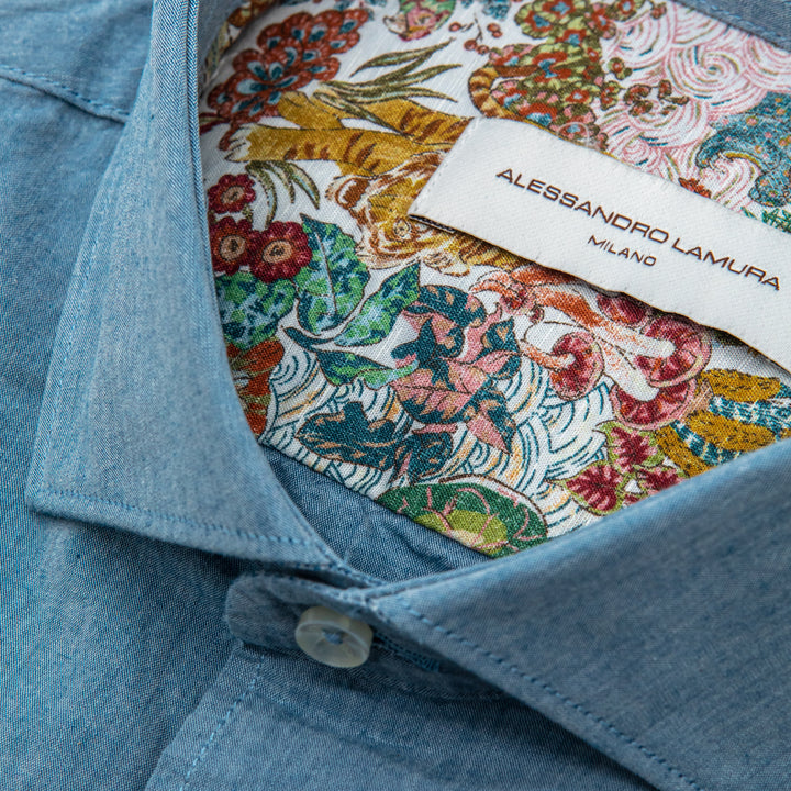 Camicia Azzurra in Chambray con Interno Colletto Fantasia Jungle