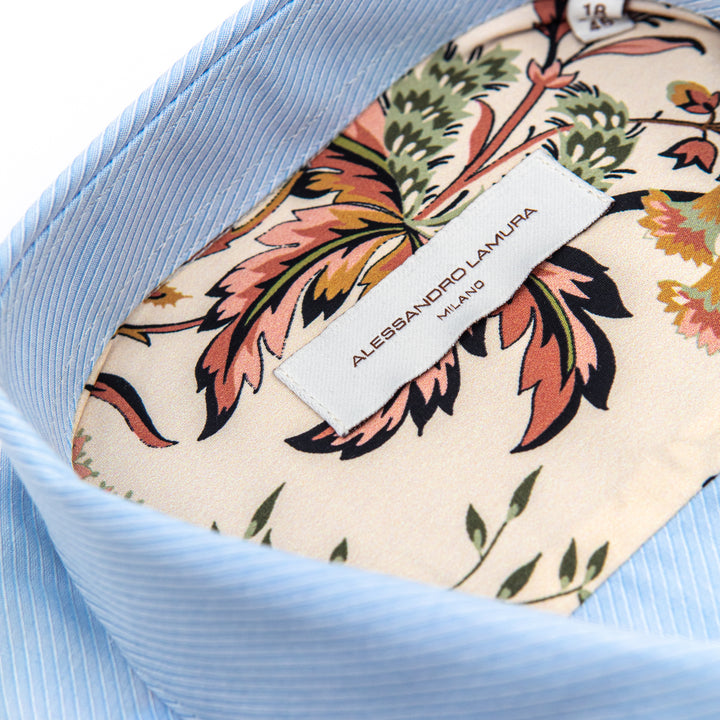 Camicia Azzurra con Interno Collo Fantasia
