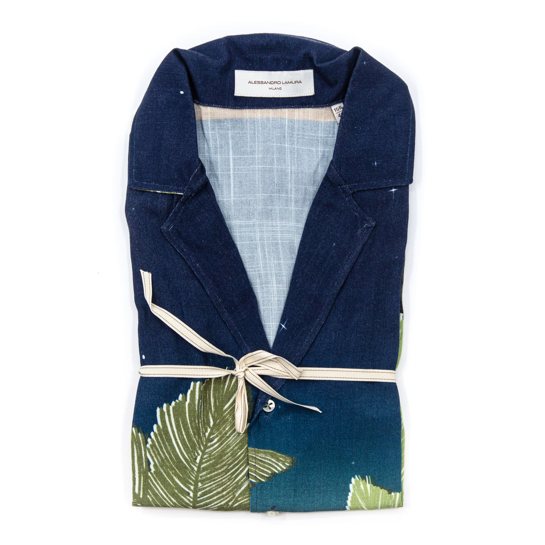 Camicia mezze maniche in blu con stampa foglie