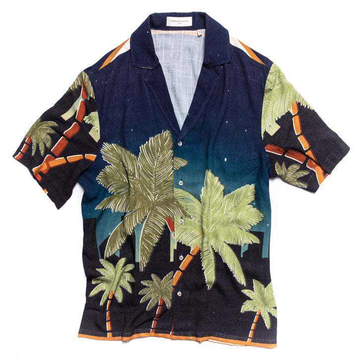 Camicia mezze maniche in blu con stampa foglie