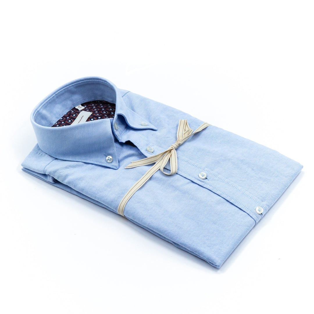 camicia oxford azzurra con interno fantasia