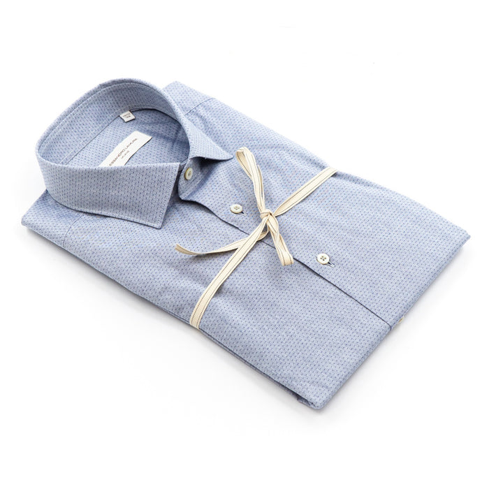 camicia azzurra microfantasia
