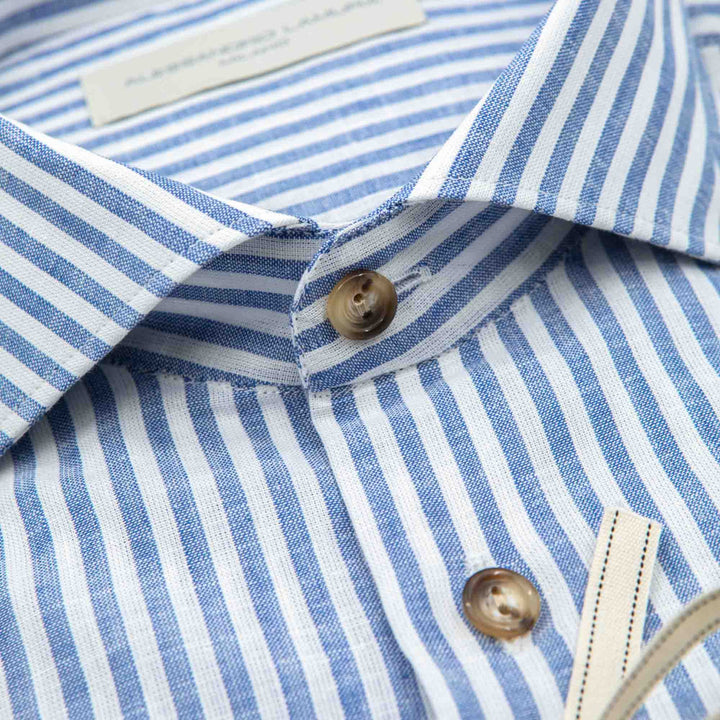 Camicia in Lino Celeste a Righe Verticali